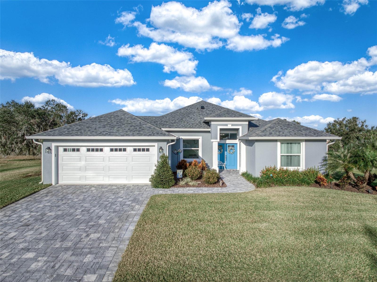 717 Cypress Ct Property Photo