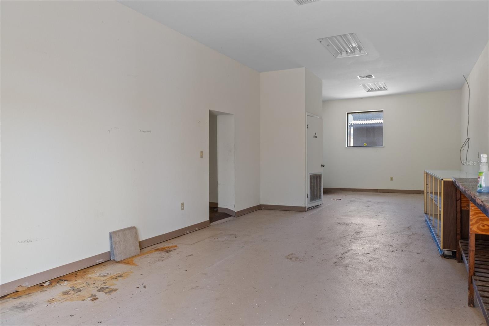 2418 Highway 44 W Property Photo 24