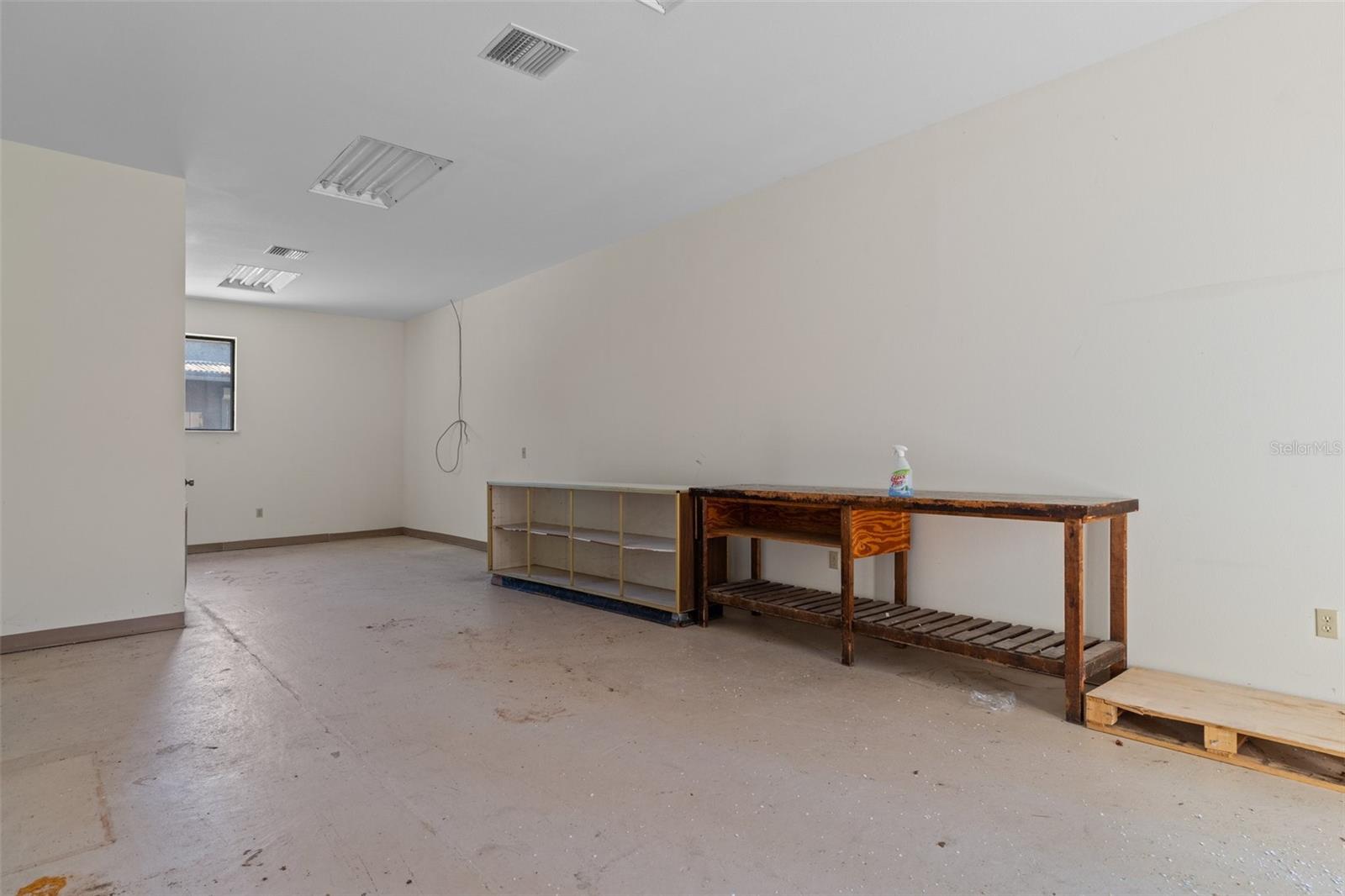 2418 Highway 44 W Property Photo 25
