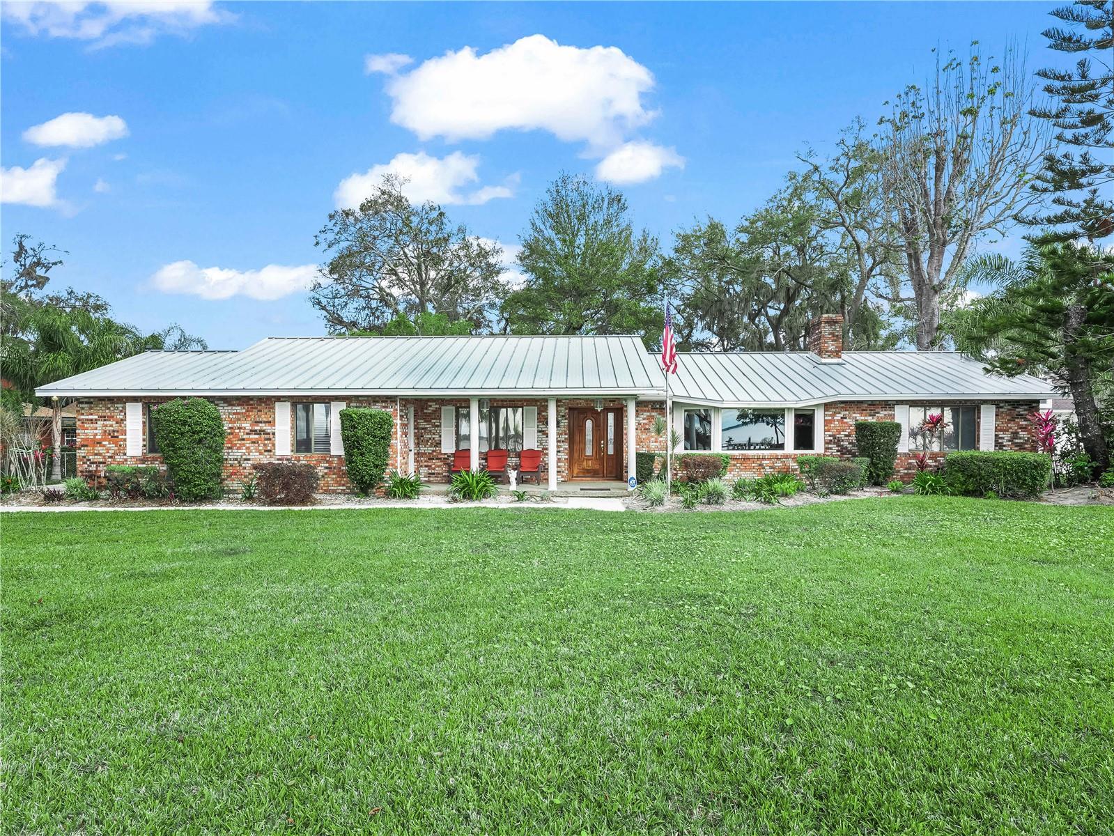 3400 Lakeview Dr Property Photo