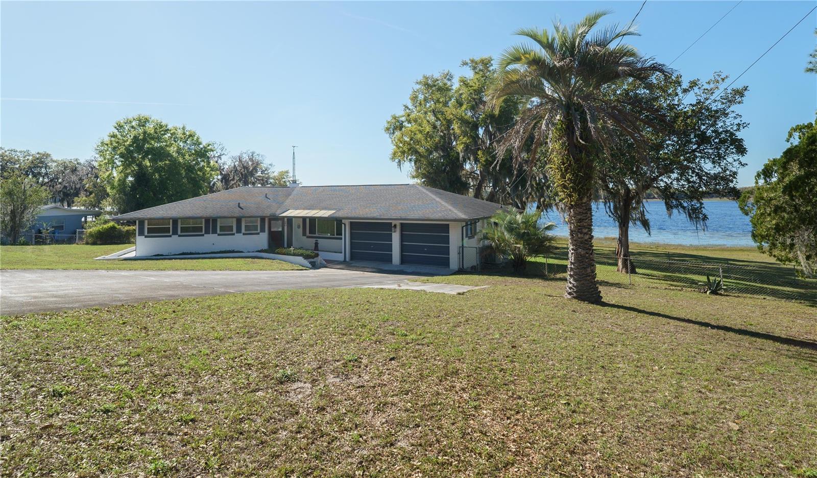 390 Sw Shorewood Dr Property Photo