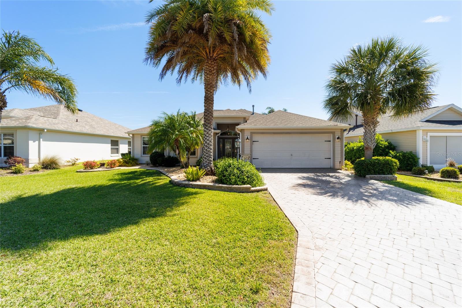 1689 Van Buren Way Property Photo