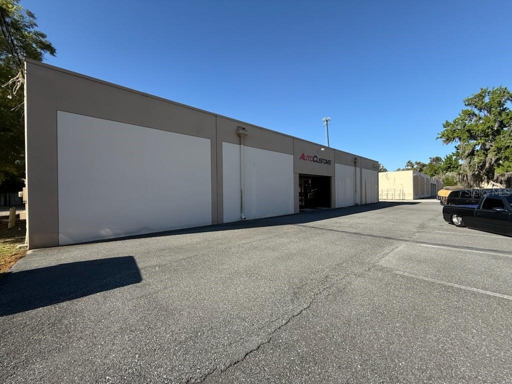 2410 Nw 8th Pl #a Property Photo 1