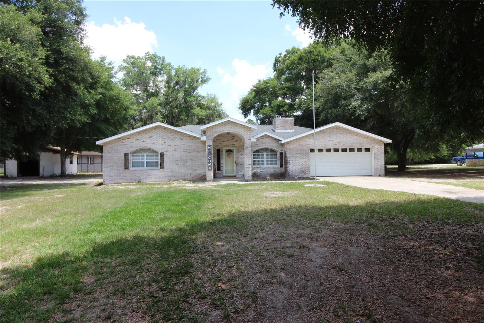7190 W Roberts Ct Property Photo 1