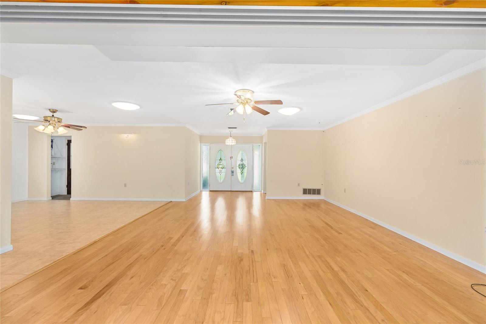 12180 Maple St Property Photo 18