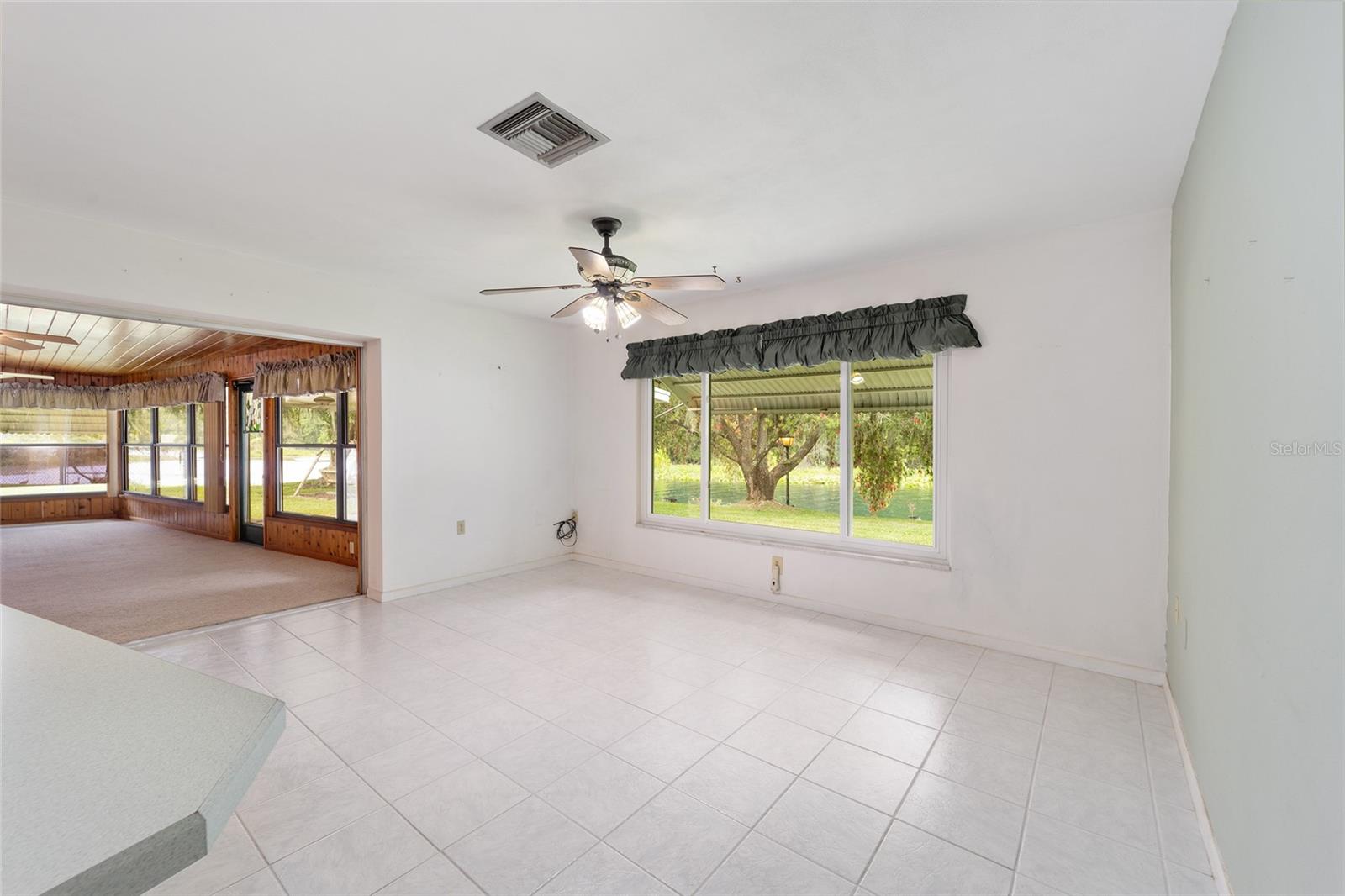 12180 Maple St Property Photo 29
