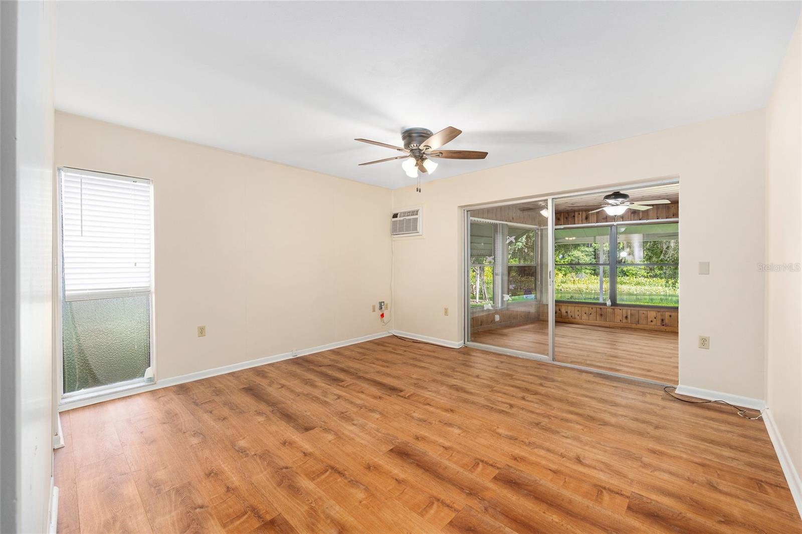 12180 Maple St Property Photo 31