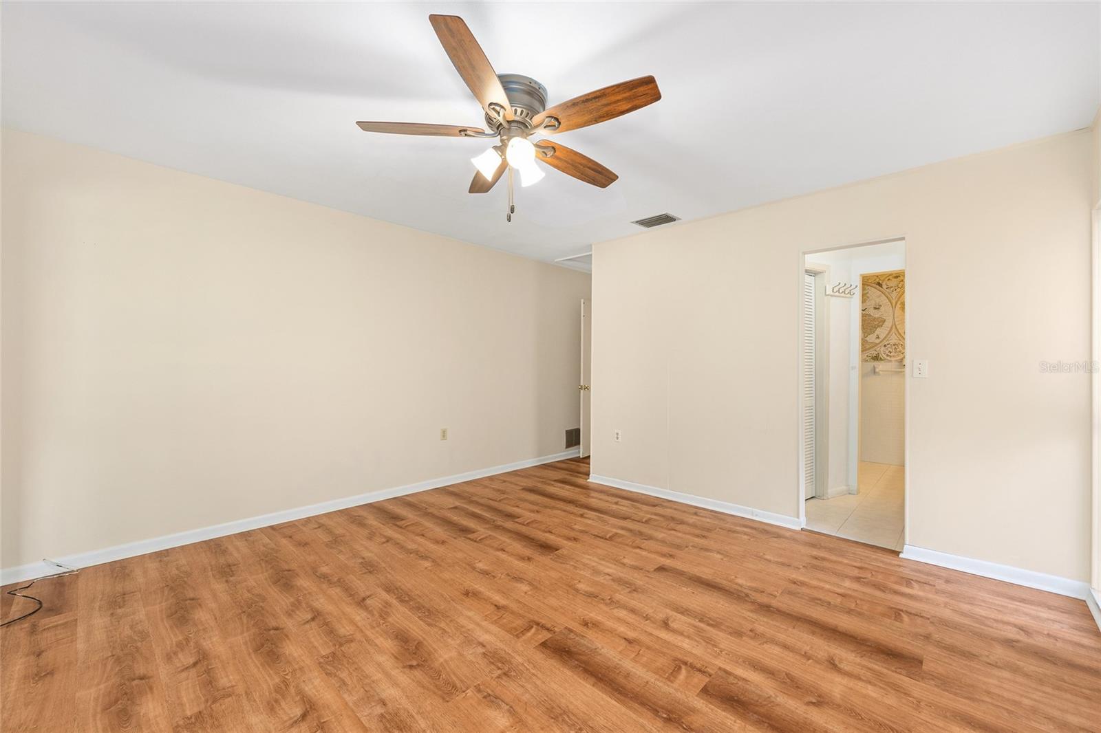 12180 Maple St Property Photo 33