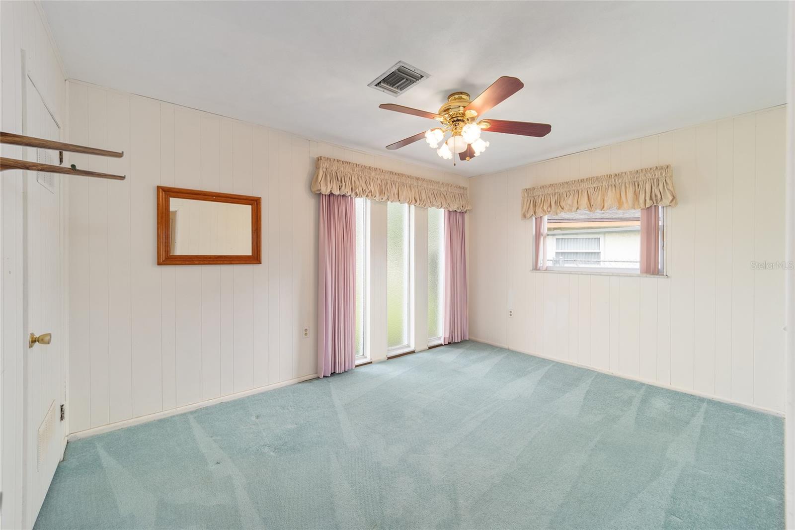 12180 Maple St Property Photo 38