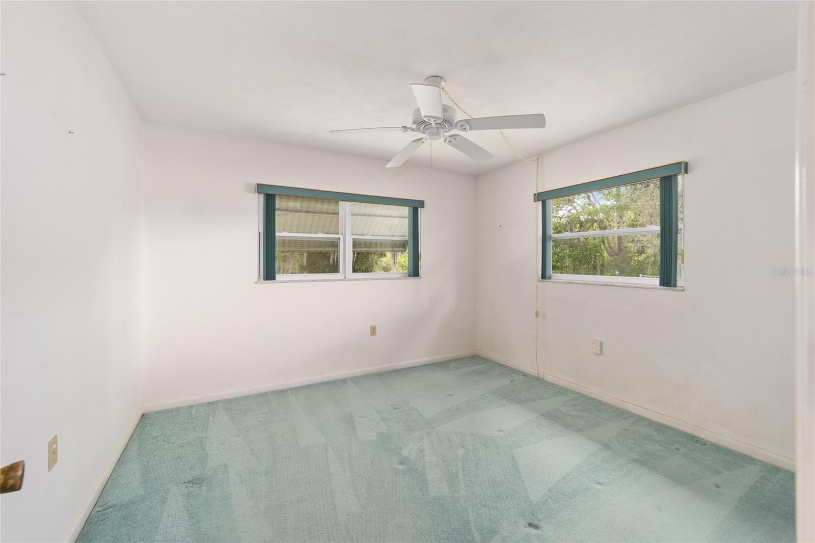 12180 Maple St Property Photo 41