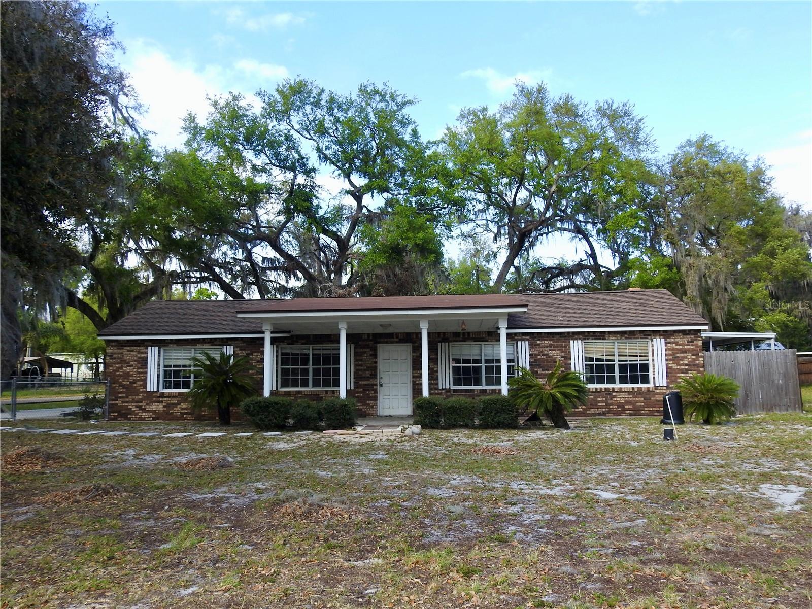 5107 County Road 163 Property Photo 2