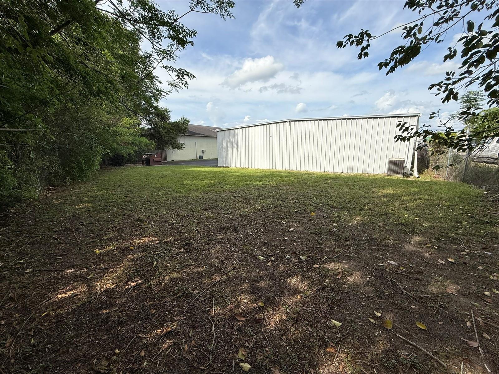 3980 Se 45th Ct Property Photo 4