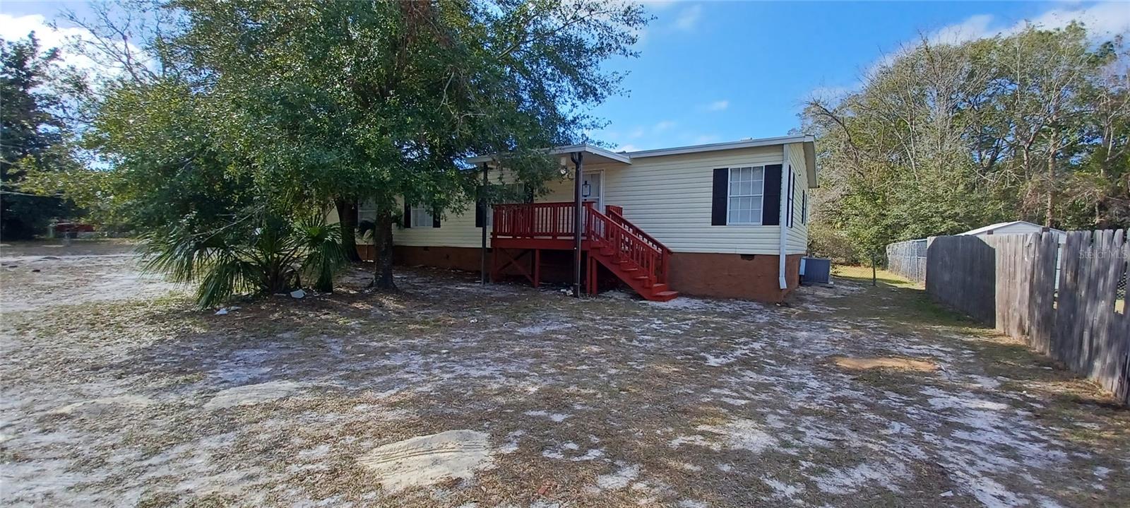 3426 N Holiday Dr Property Photo
