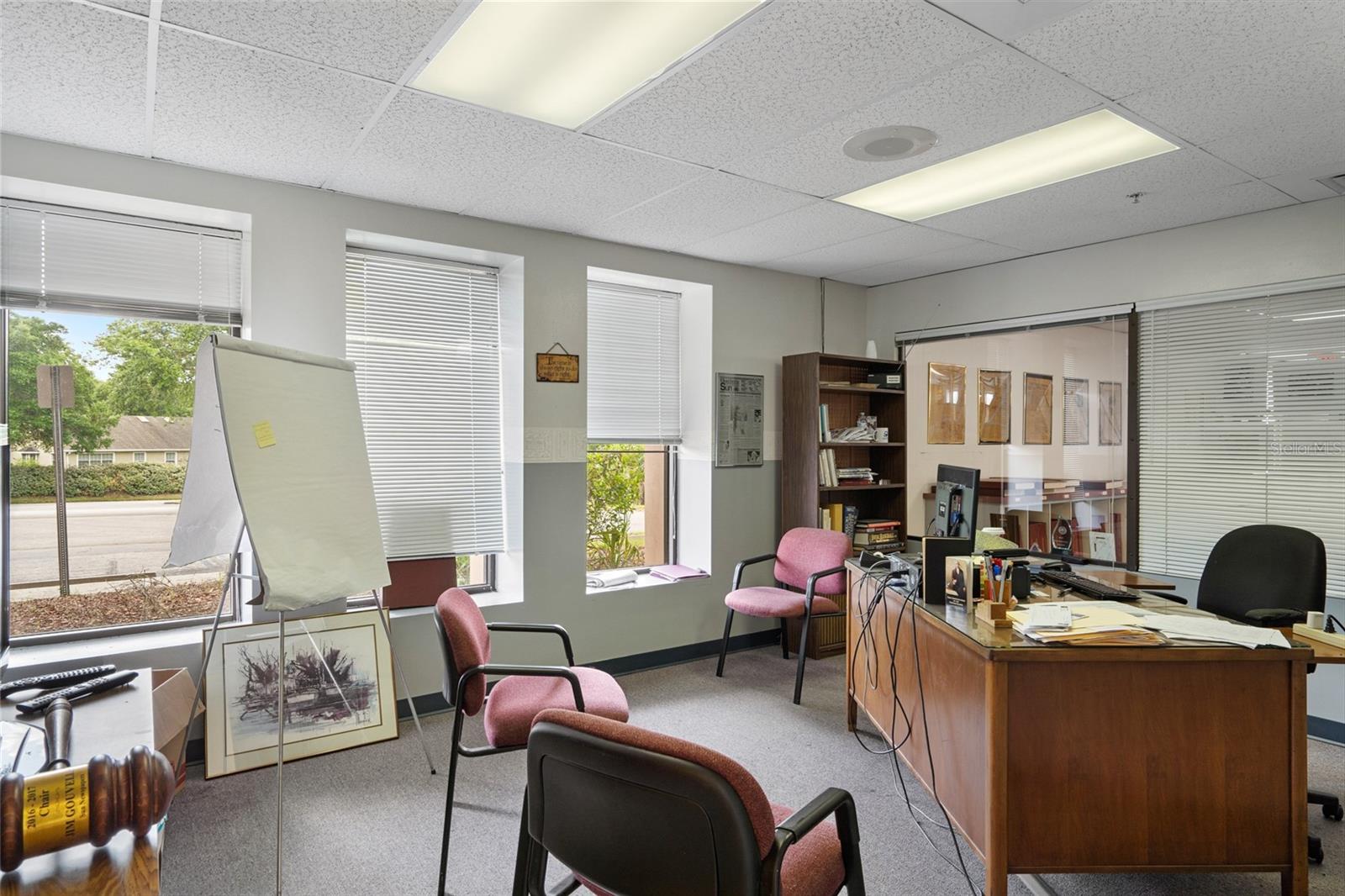 1624 N Meadowcrest Blvd #2 Property Photo 11