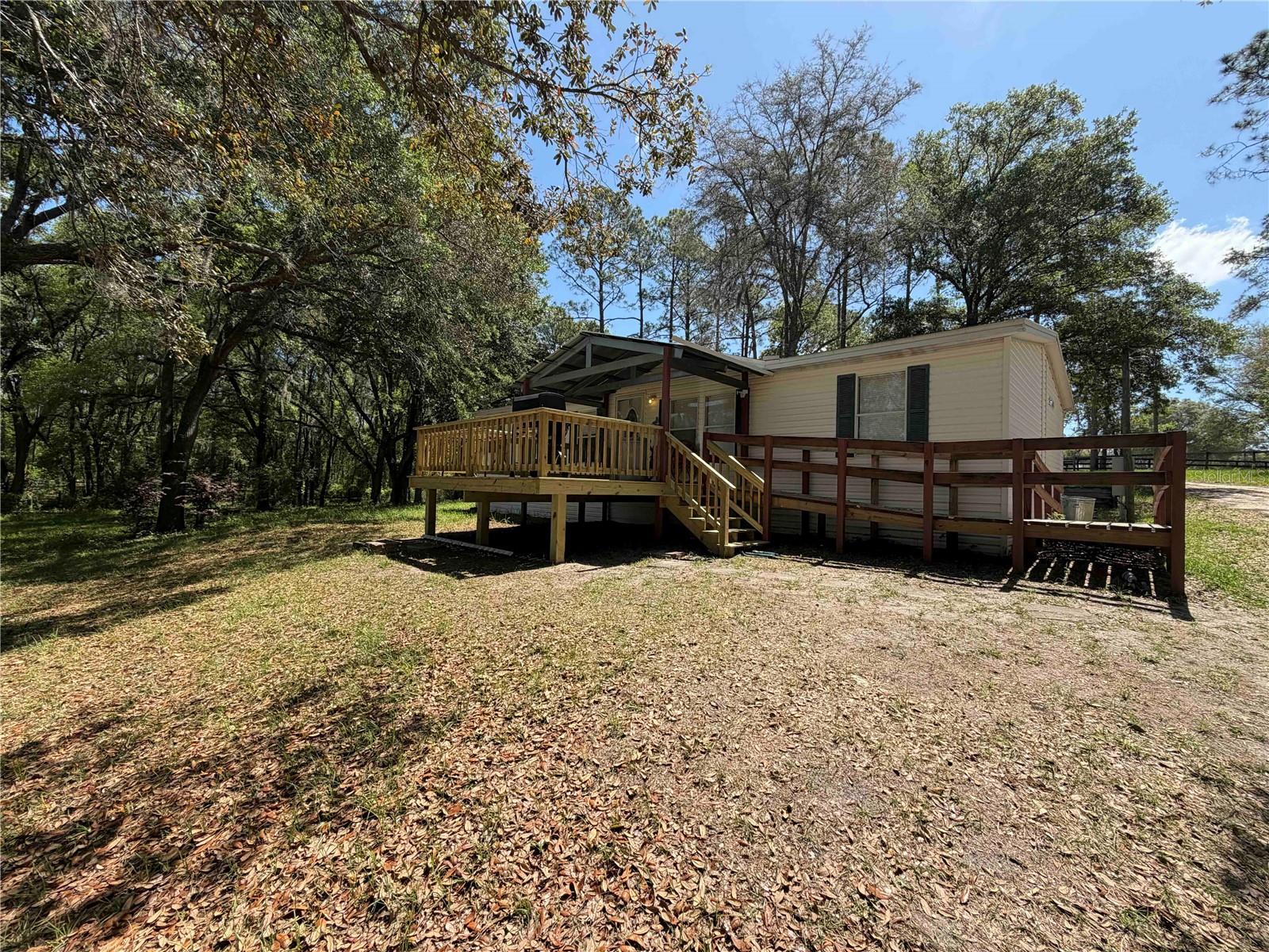 1550 Se 111th Ct Property Photo 4