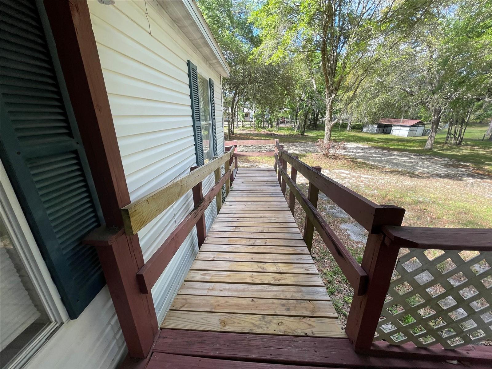 1550 Se 111th Ct Property Photo 29