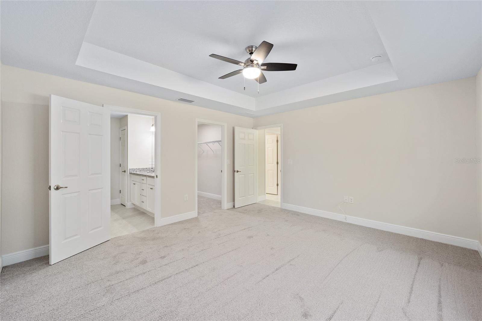 2398 W Devon Dr Property Photo 12