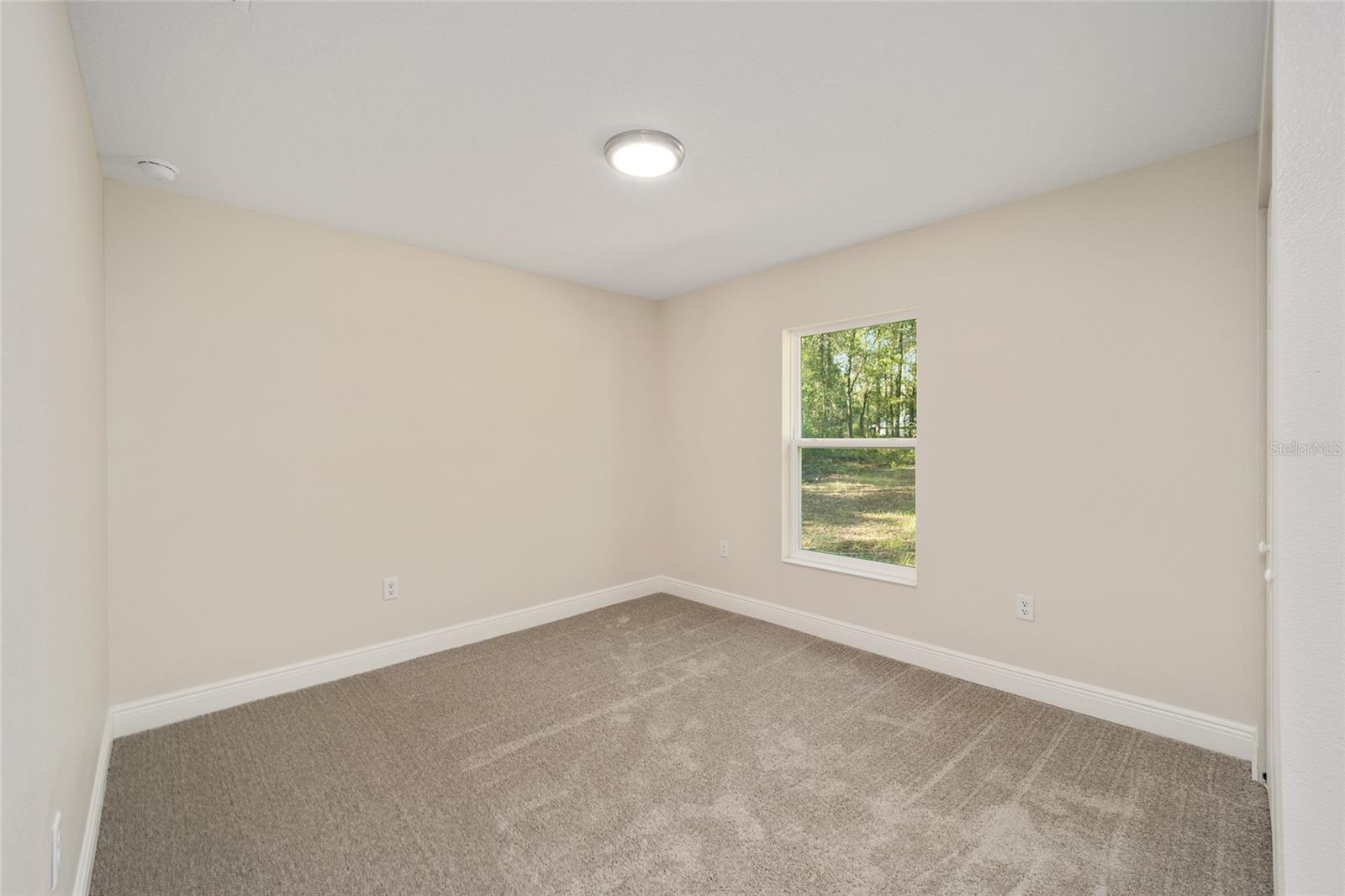 2398 W Devon Dr Property Photo 17