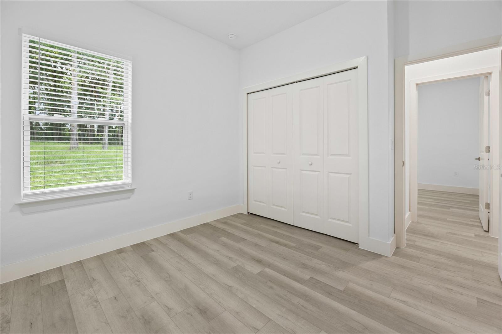 1581 W Saint Elizabeth Pl Property Photo 21