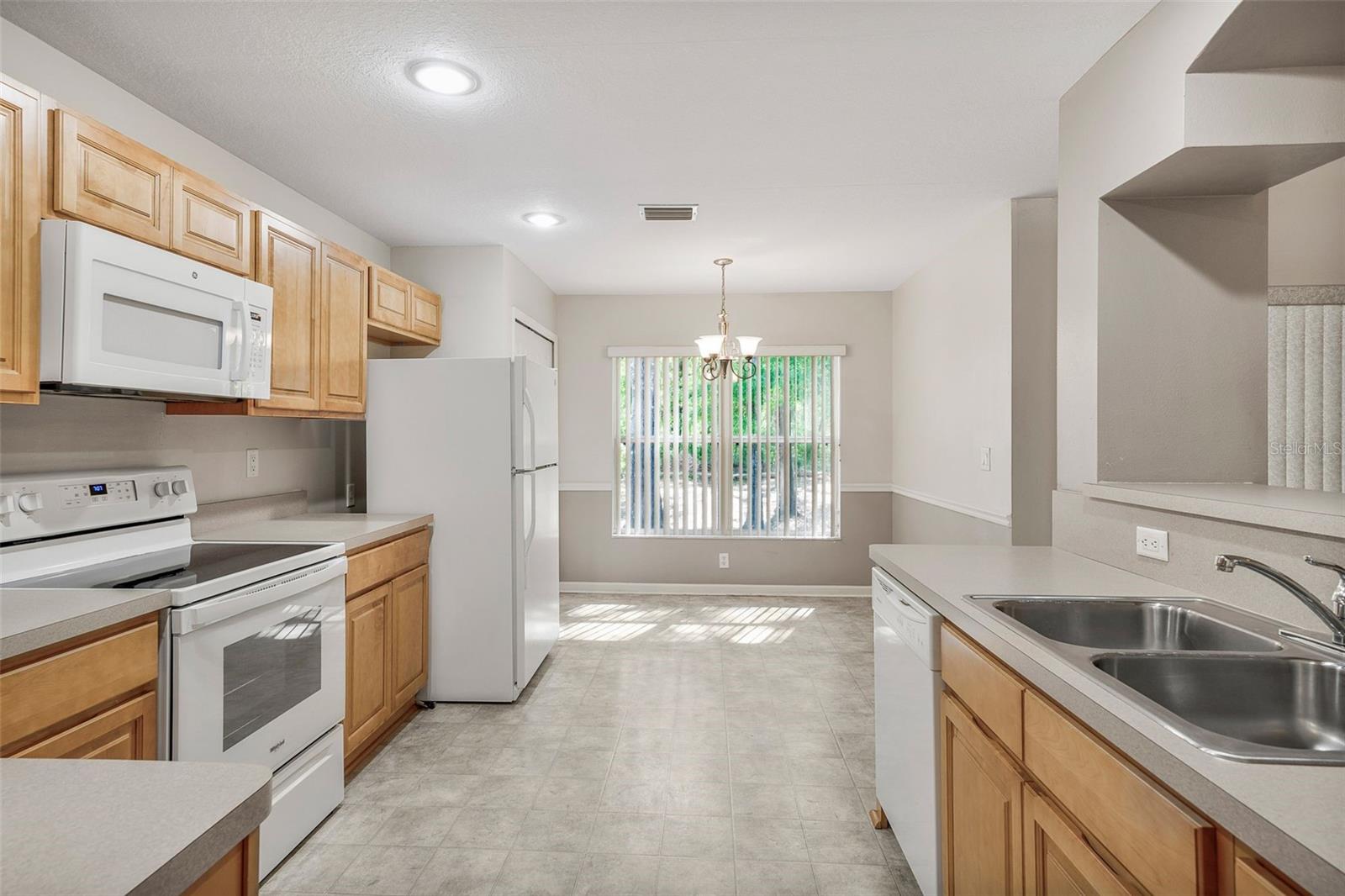 11145 N Easter Ter Property Photo 8