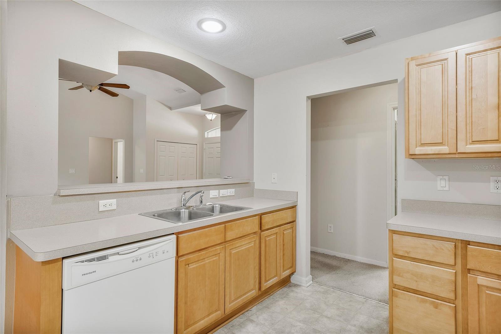 11145 N Easter Ter Property Photo 10