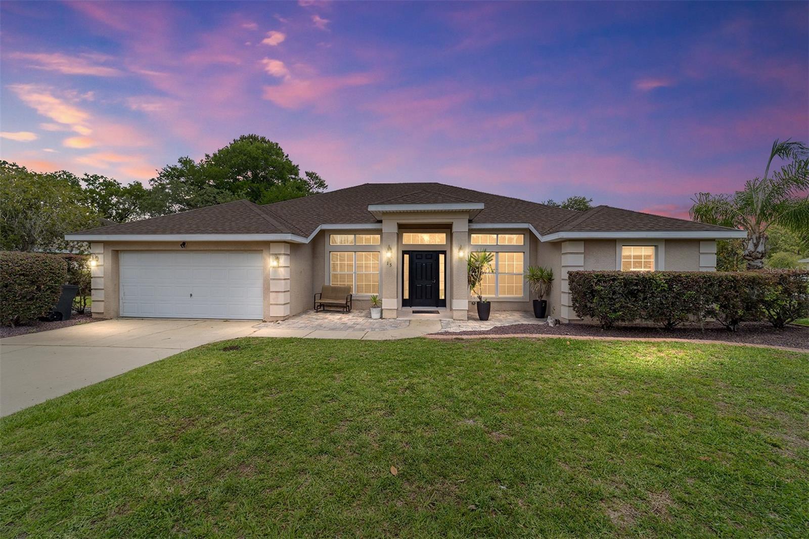 15 Sunrise Dr Property Photo