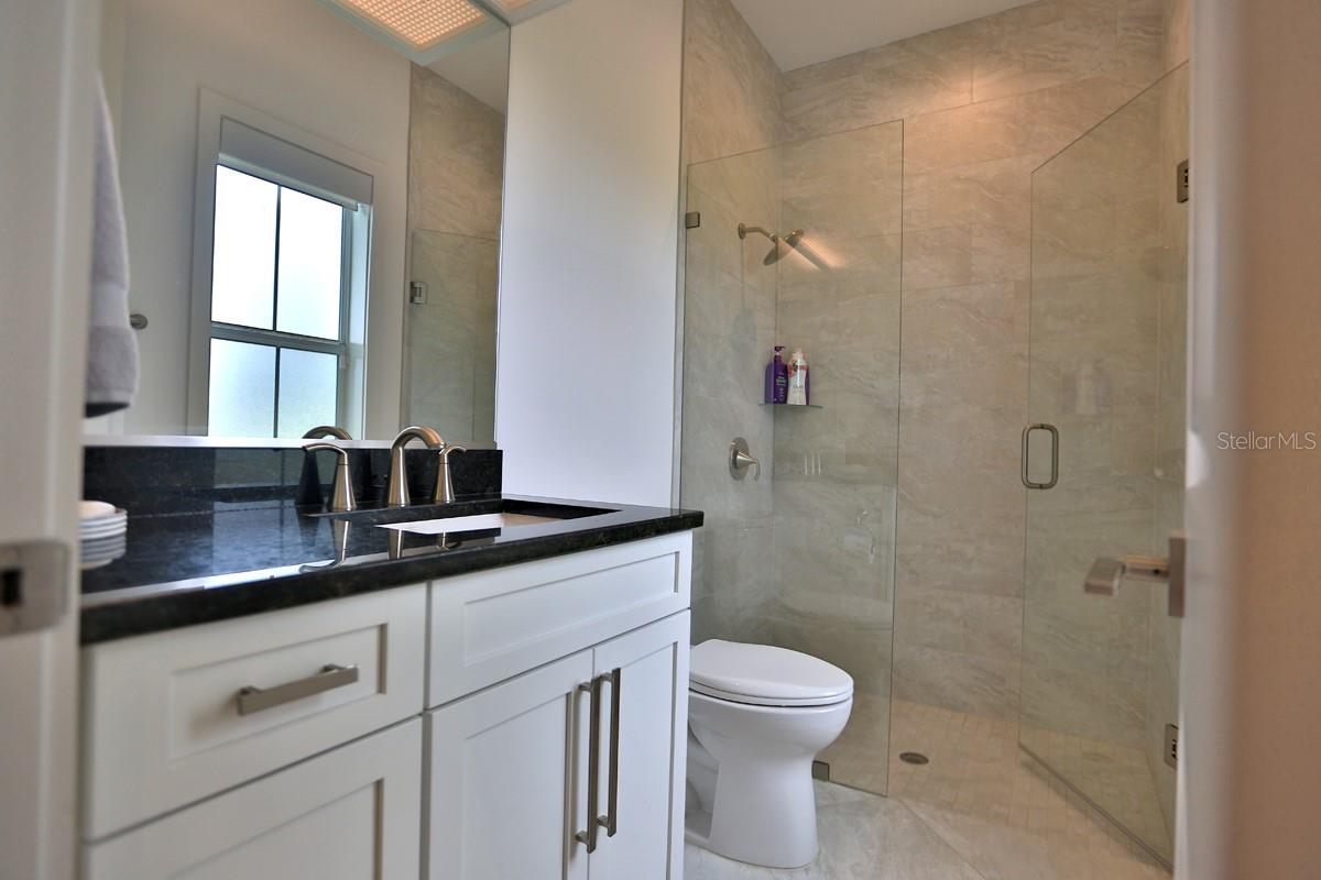 601 Se 80th St Property Photo 24