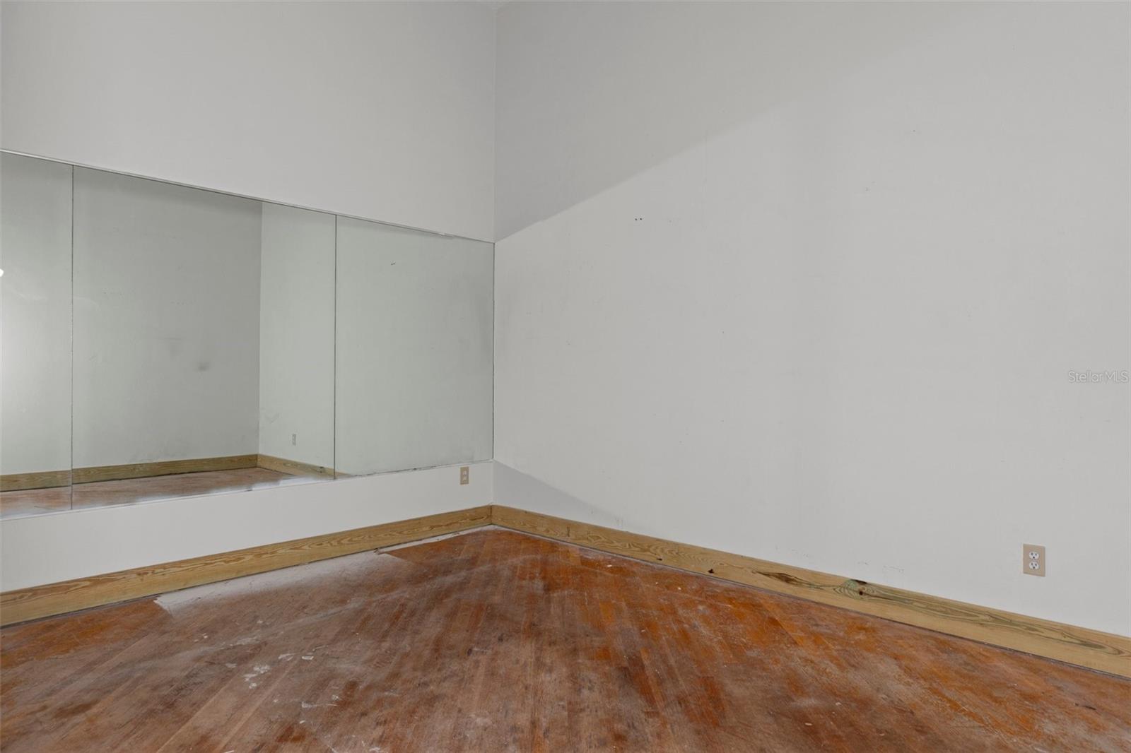 2600 Highway 44 W #2 Property Photo 17