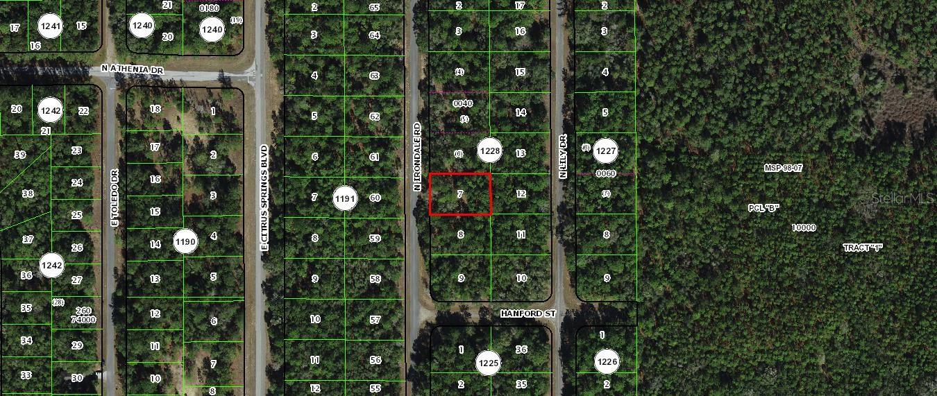 9239 N Irondale Rd Property Photo 1