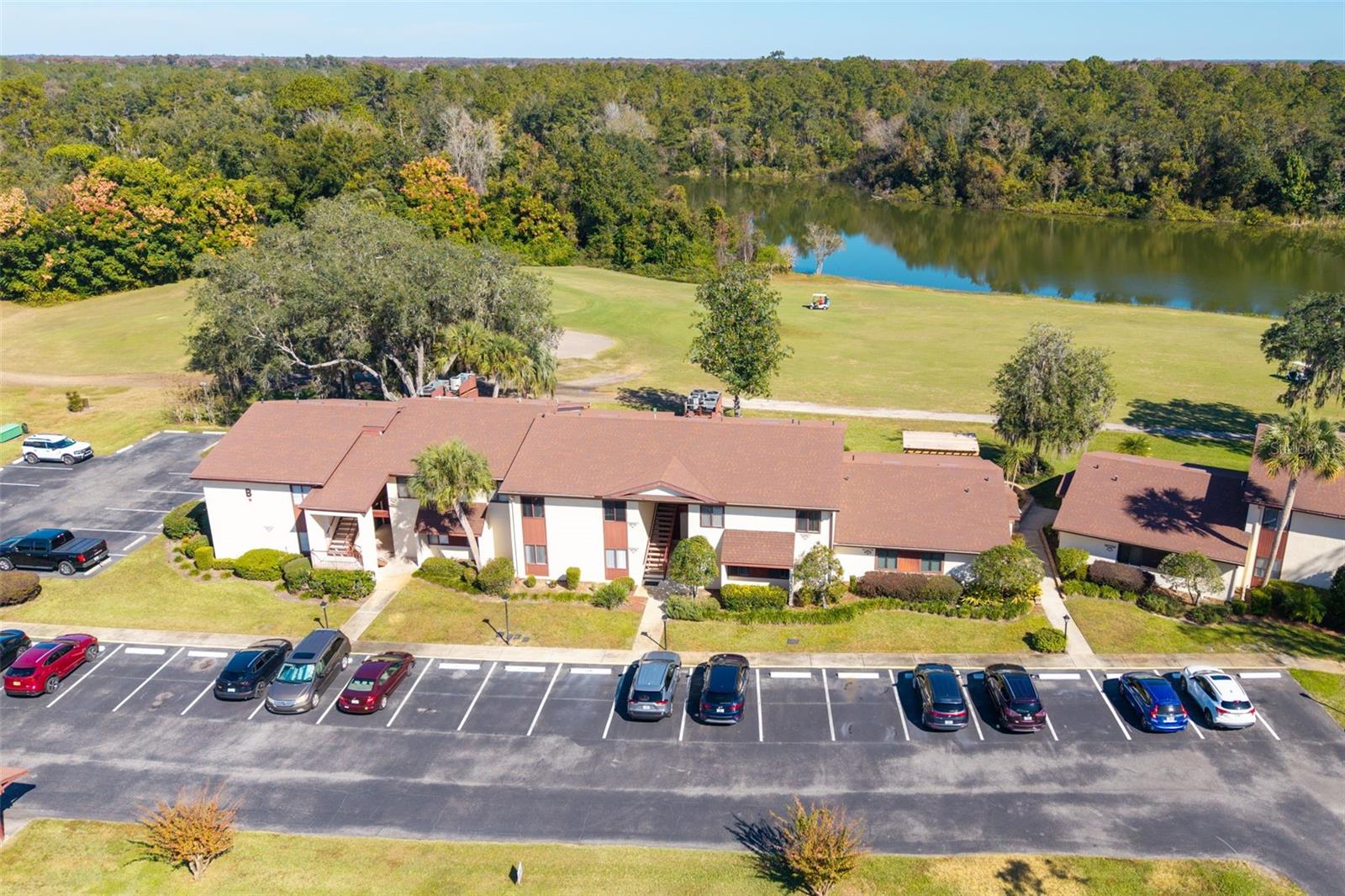 688 Midway Dr #b Property Photo 1