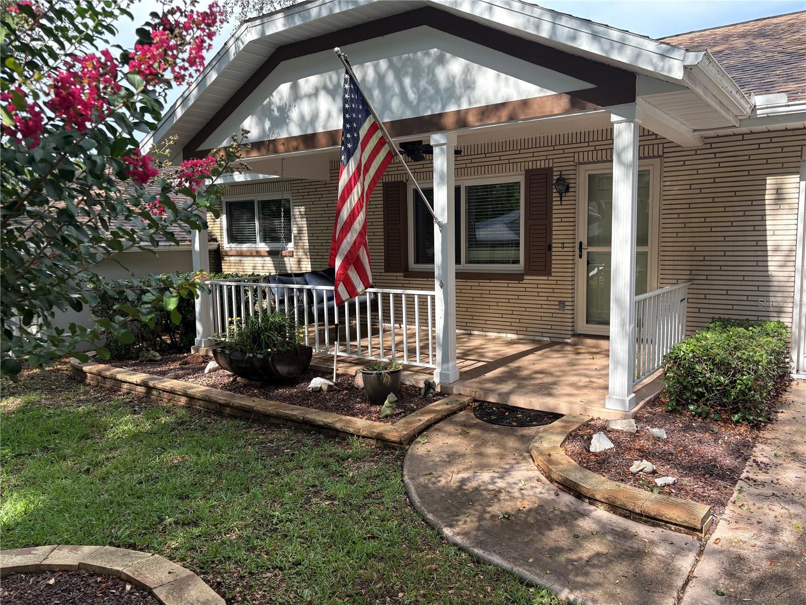 9801 SW 88TH TER #B Property Photo 1
