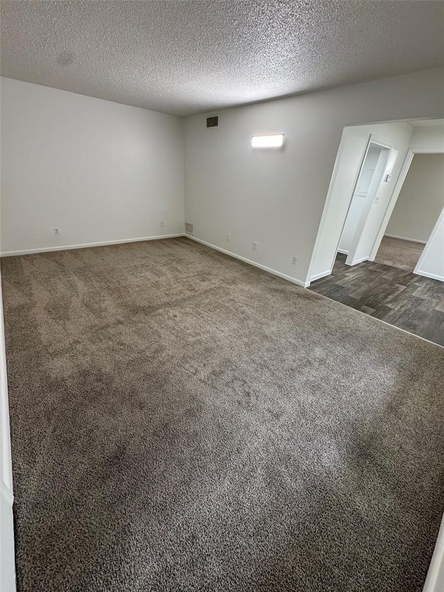 1745-1745 Ne 2nd St #3 Property Photo 2