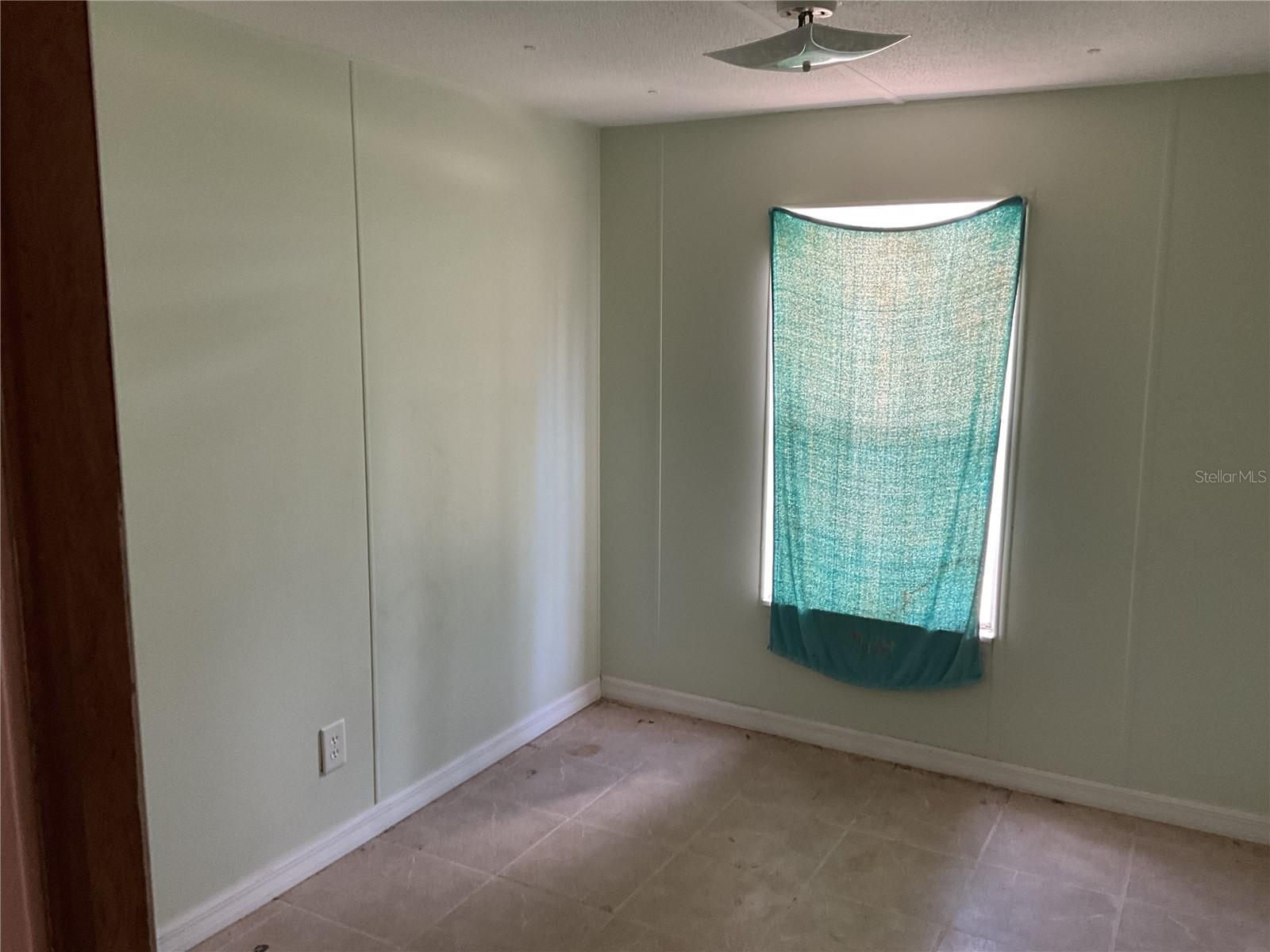 9750 Ne 49th St Property Photo 16