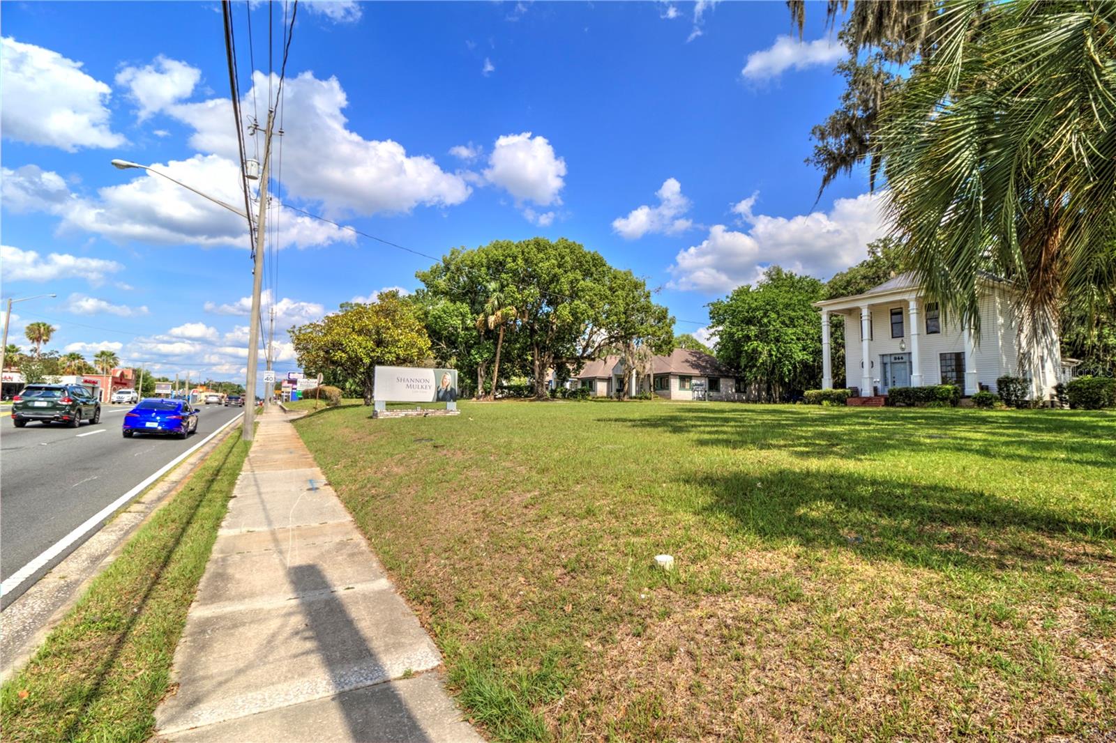 944 E Silver Springs Blvd Property Photo 37