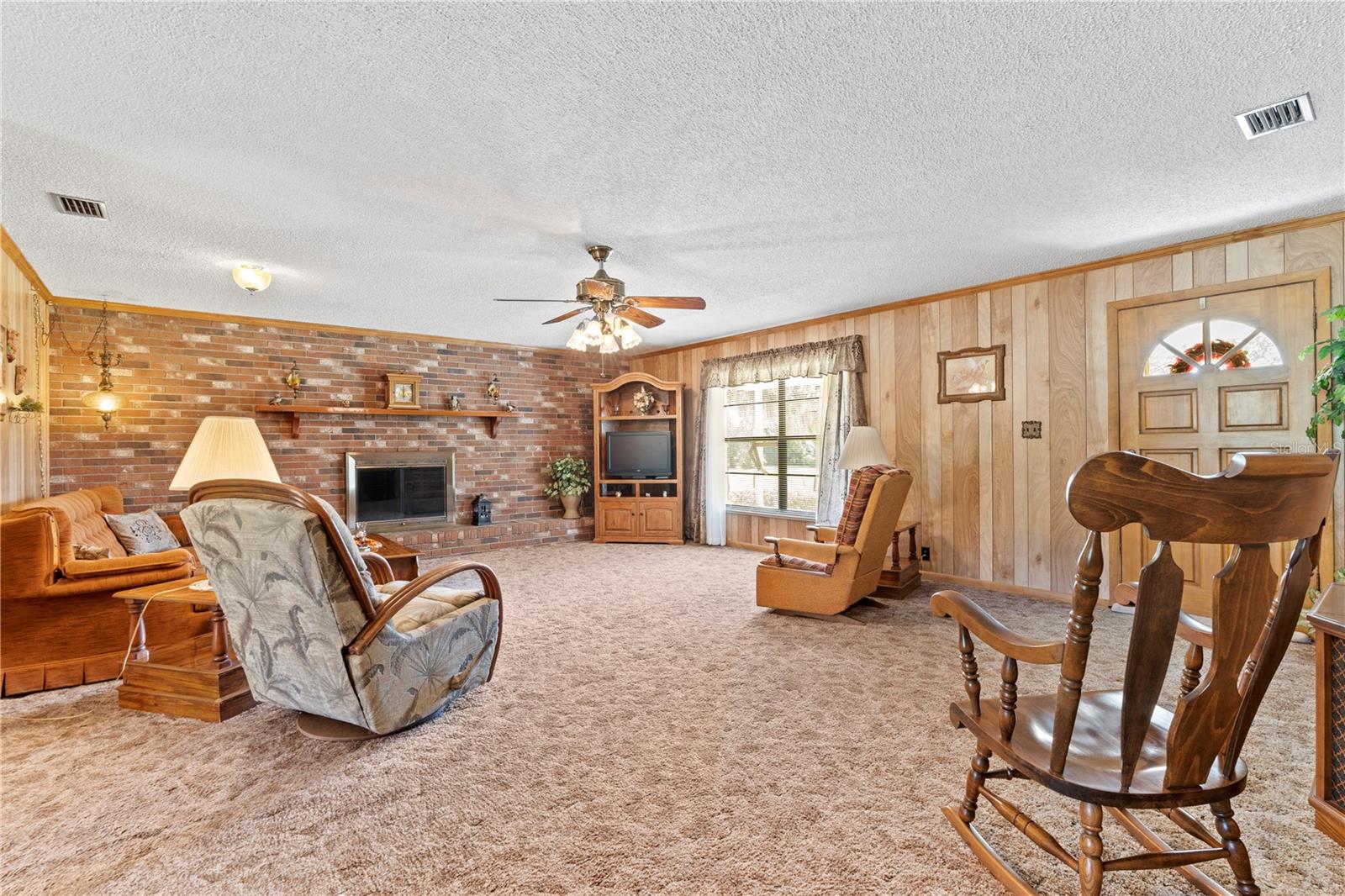 1360 S State Road 19 Property Photo 82