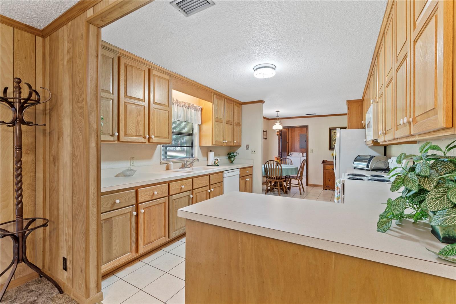 1360 S State Road 19 Property Photo 85