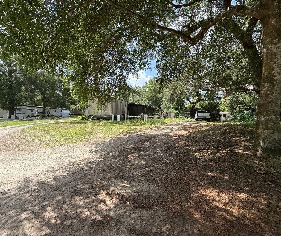 2301 E Graves Ave Property Photo 14