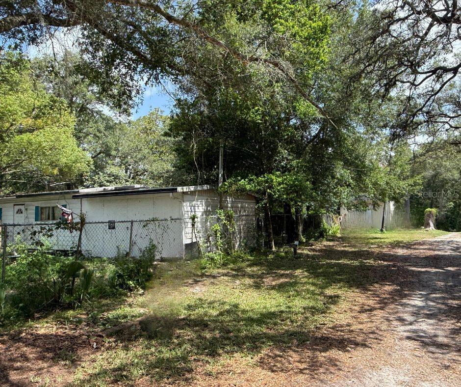 2301 E Graves Ave Property Photo 25