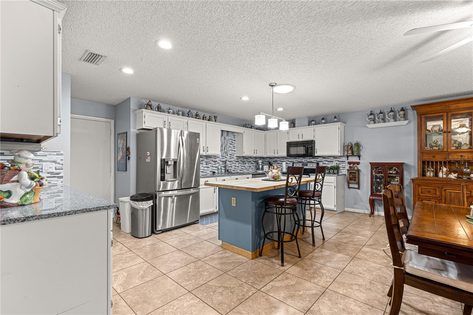 9587 Sw 84th Ter #e Property Photo 10