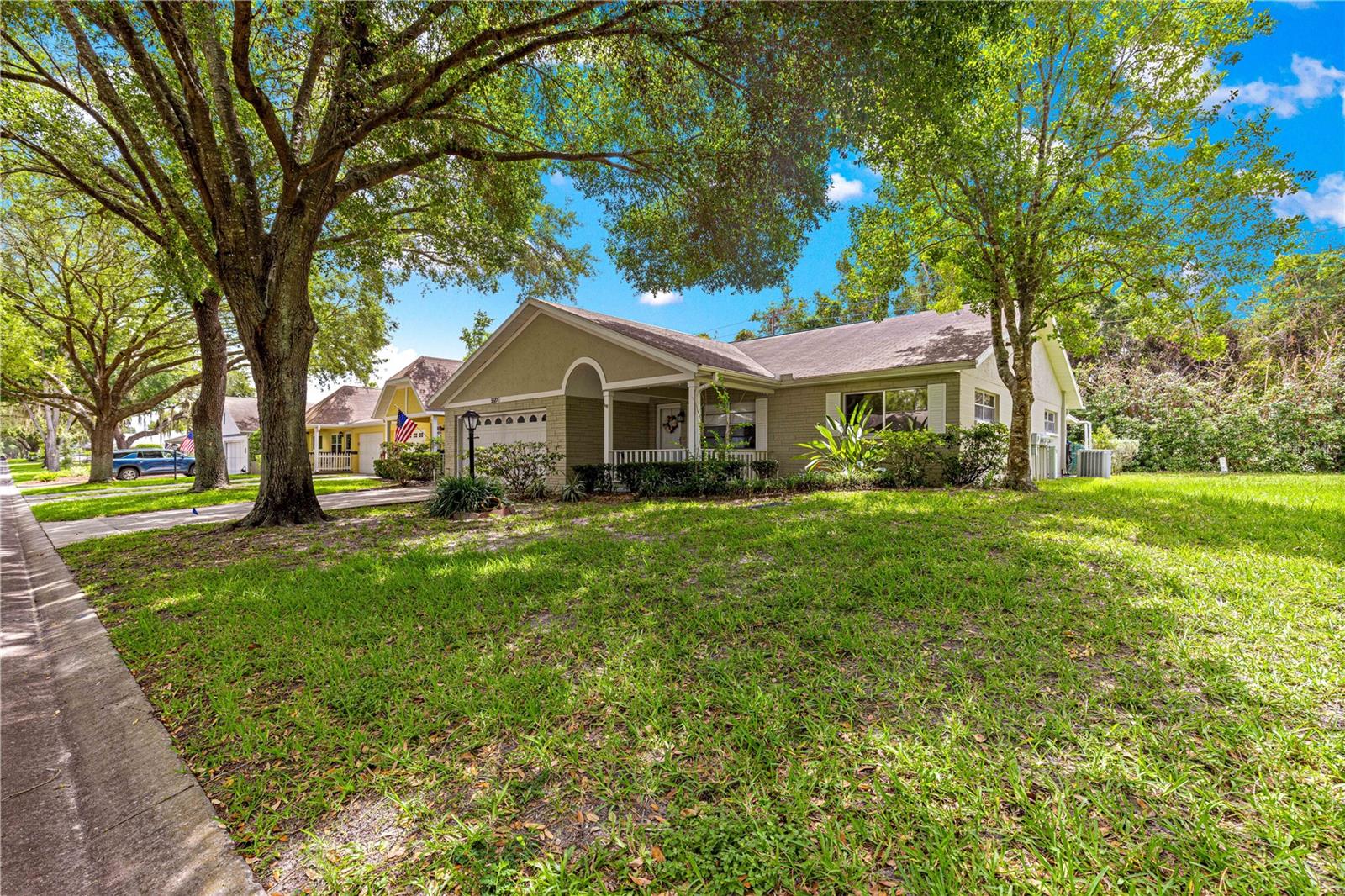 9587 Sw 84th Ter #e Property Photo 33