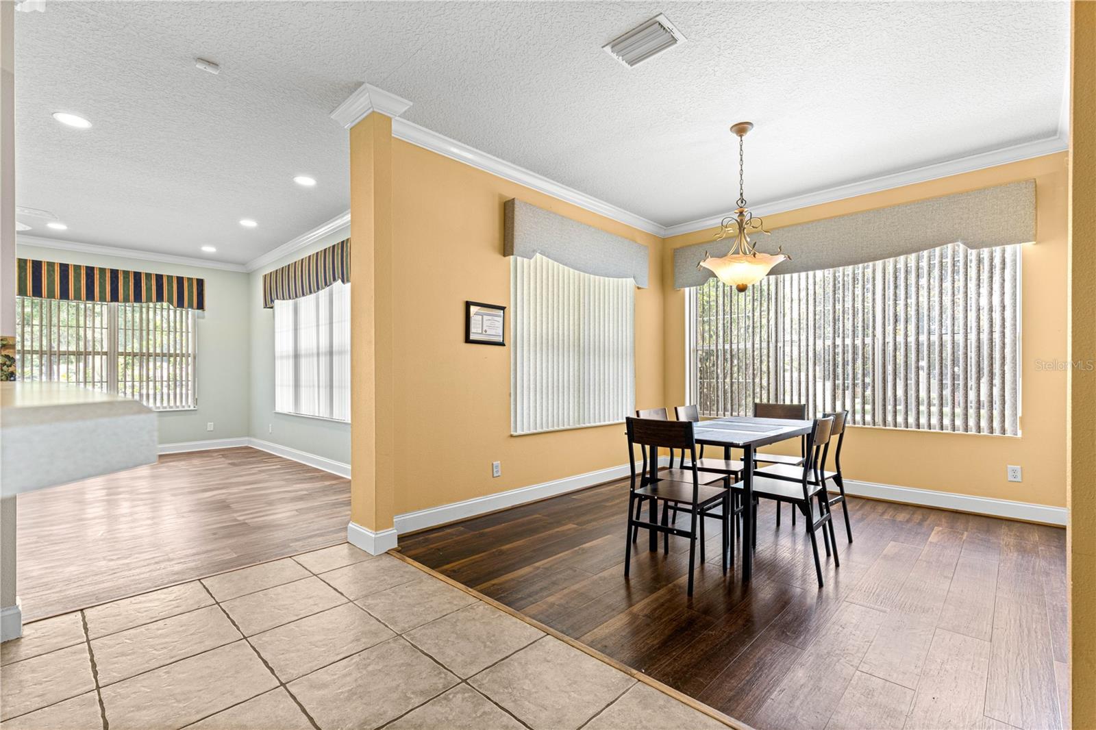 6551 Se 11th Loop Property Photo 14