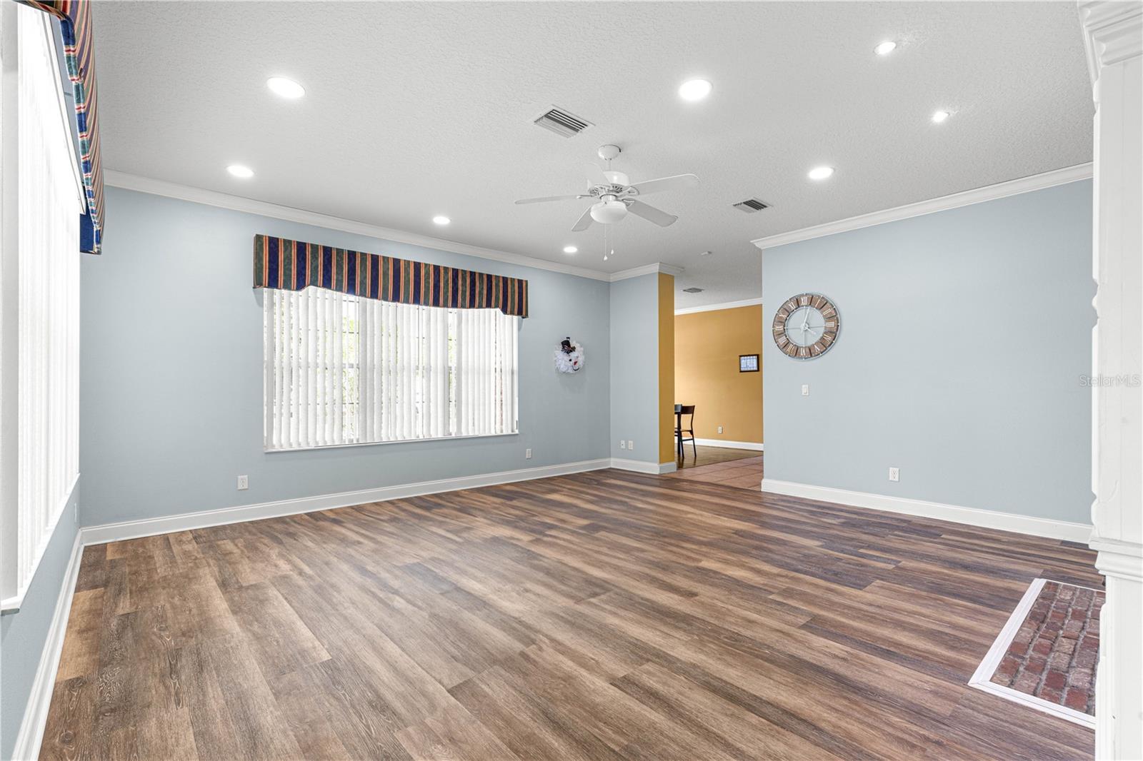 6551 Se 11th Loop Property Photo 15