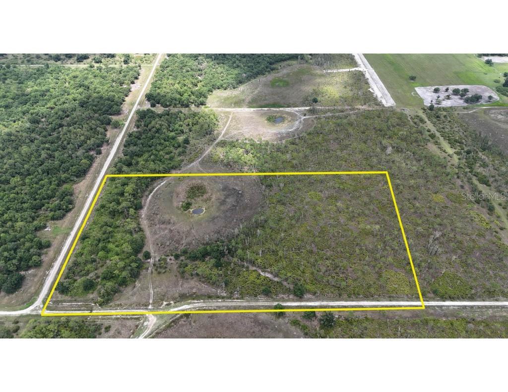 21031 Granville Rd Property Photo 1