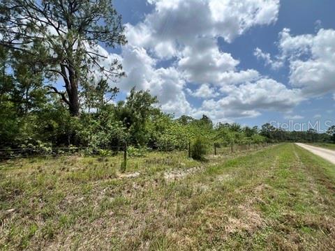 21031 Granville Rd Property Photo 5