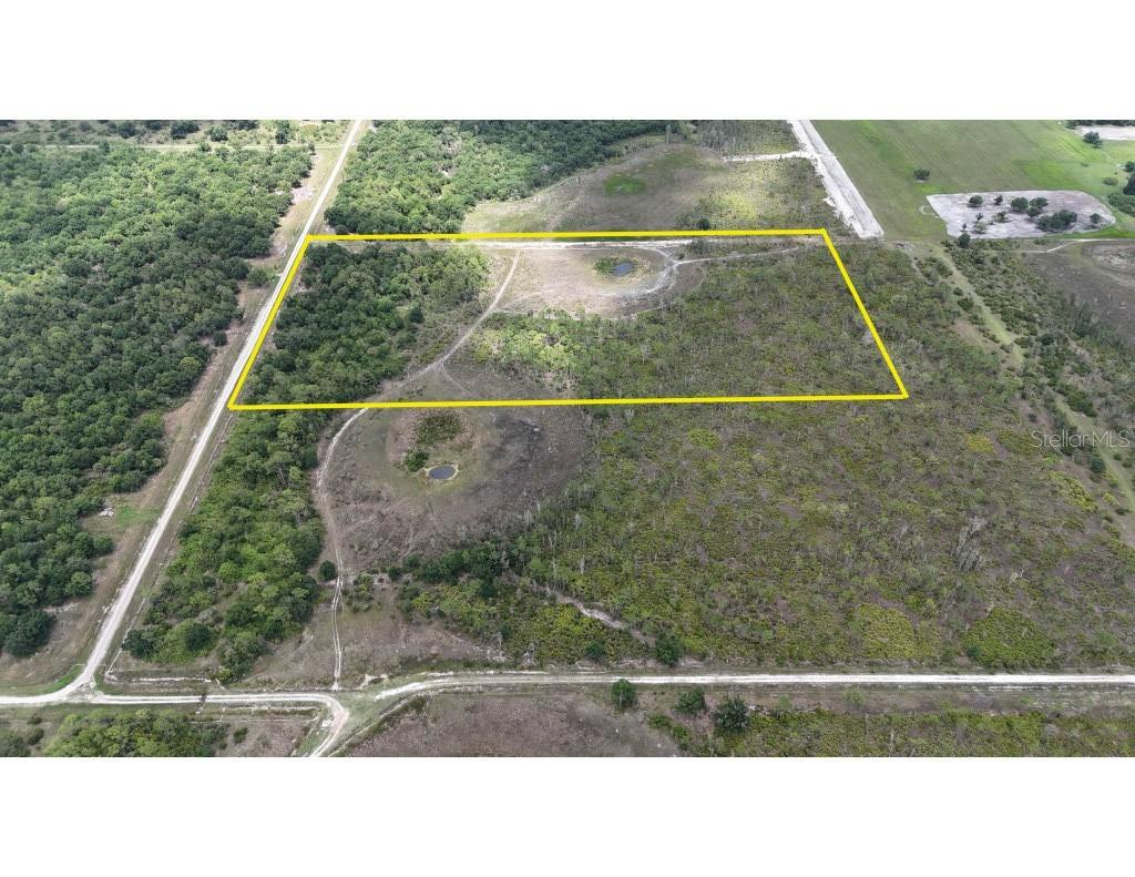 21041 Granville Rd Property Photo 1