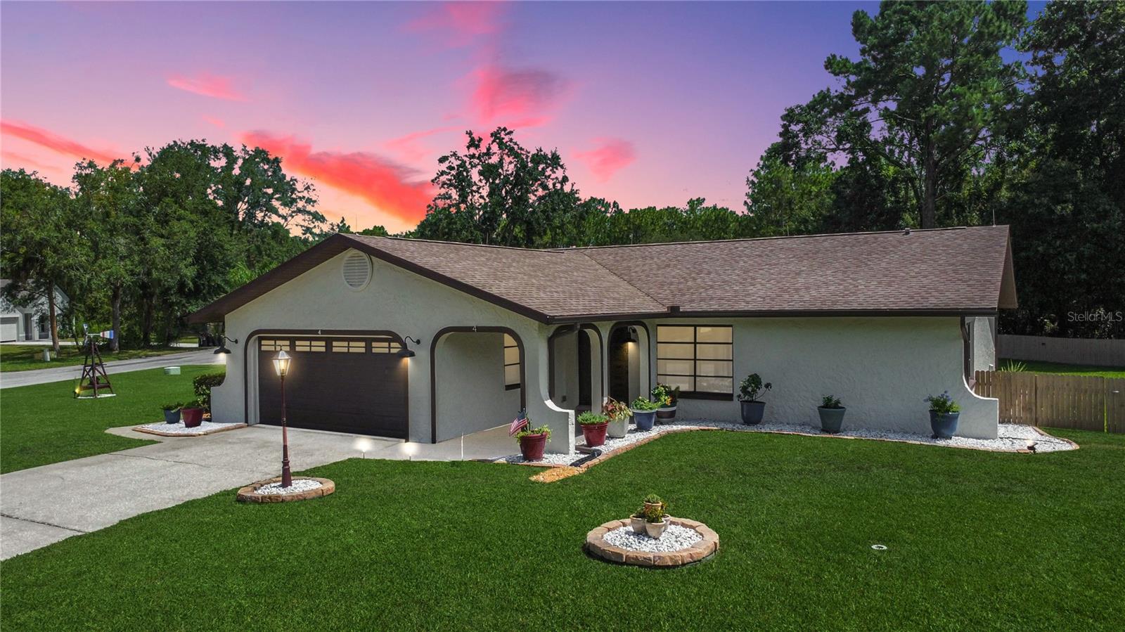 4 Mangrove Ct W Property Photo 1