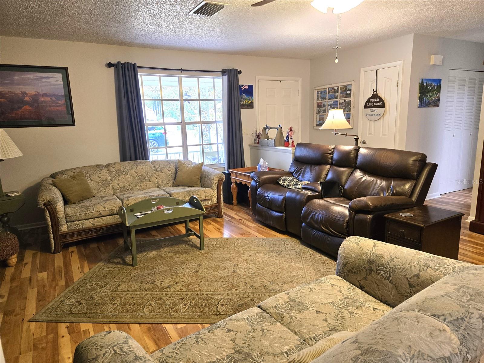 37 Oak Loop Property Photo 6