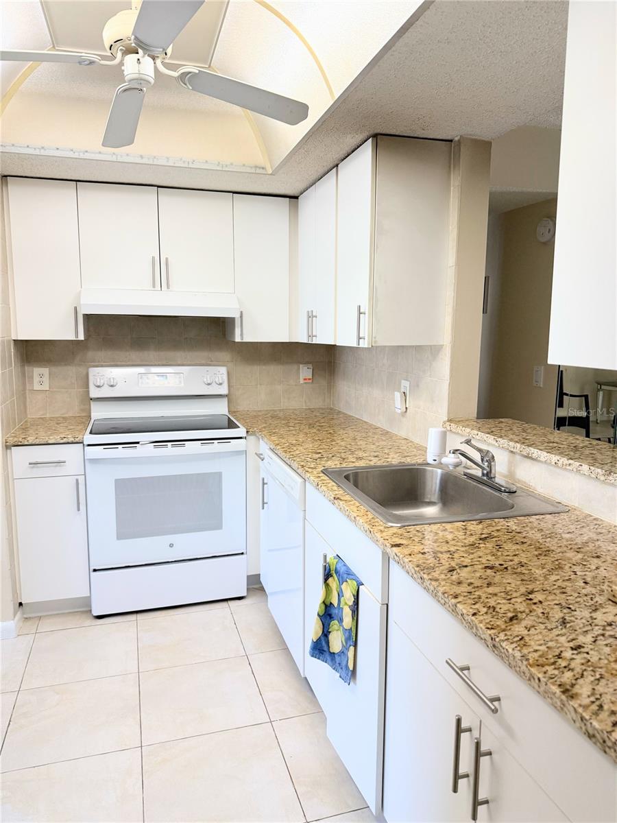 10 Willowbrook Ln #207 Property Photo 1
