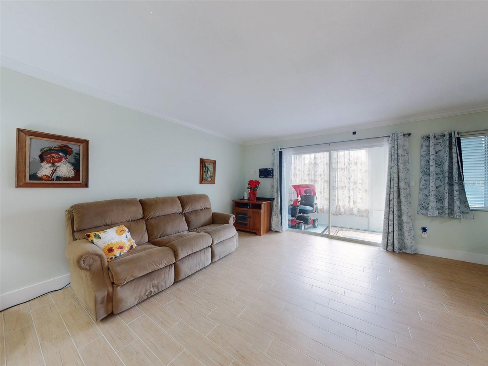 588 Bahia Cir #a Property Photo 2