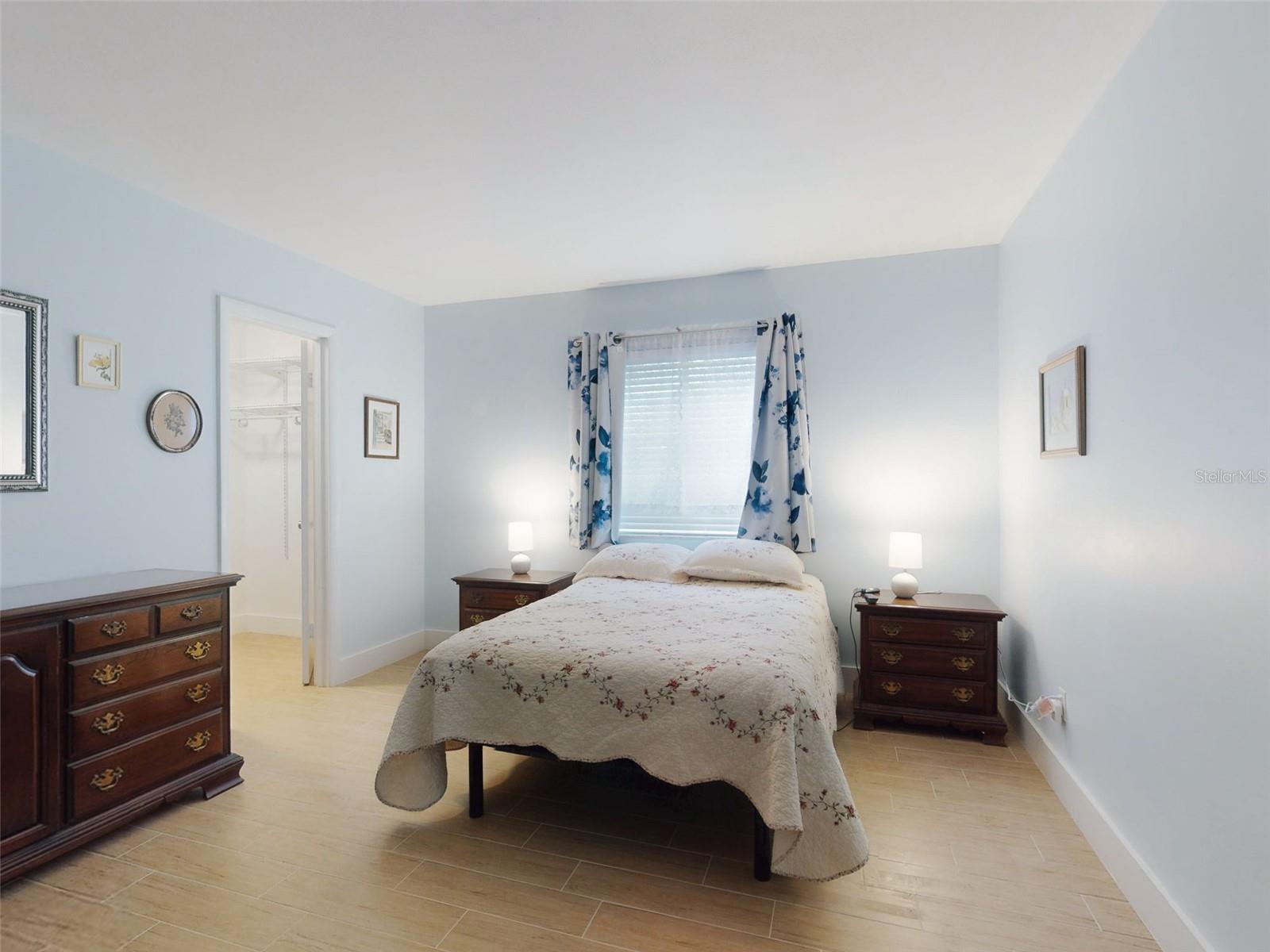 588 Bahia Cir #a Property Photo 4